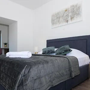  Apartament Arena Delight
