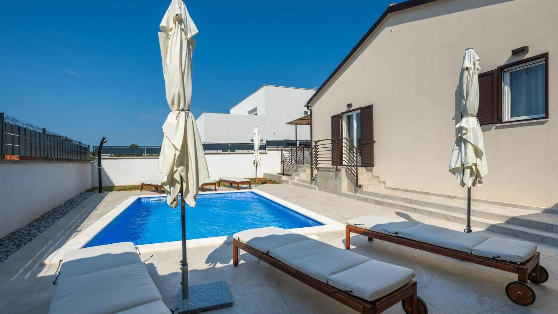Villa Ridollin Pula 0*,